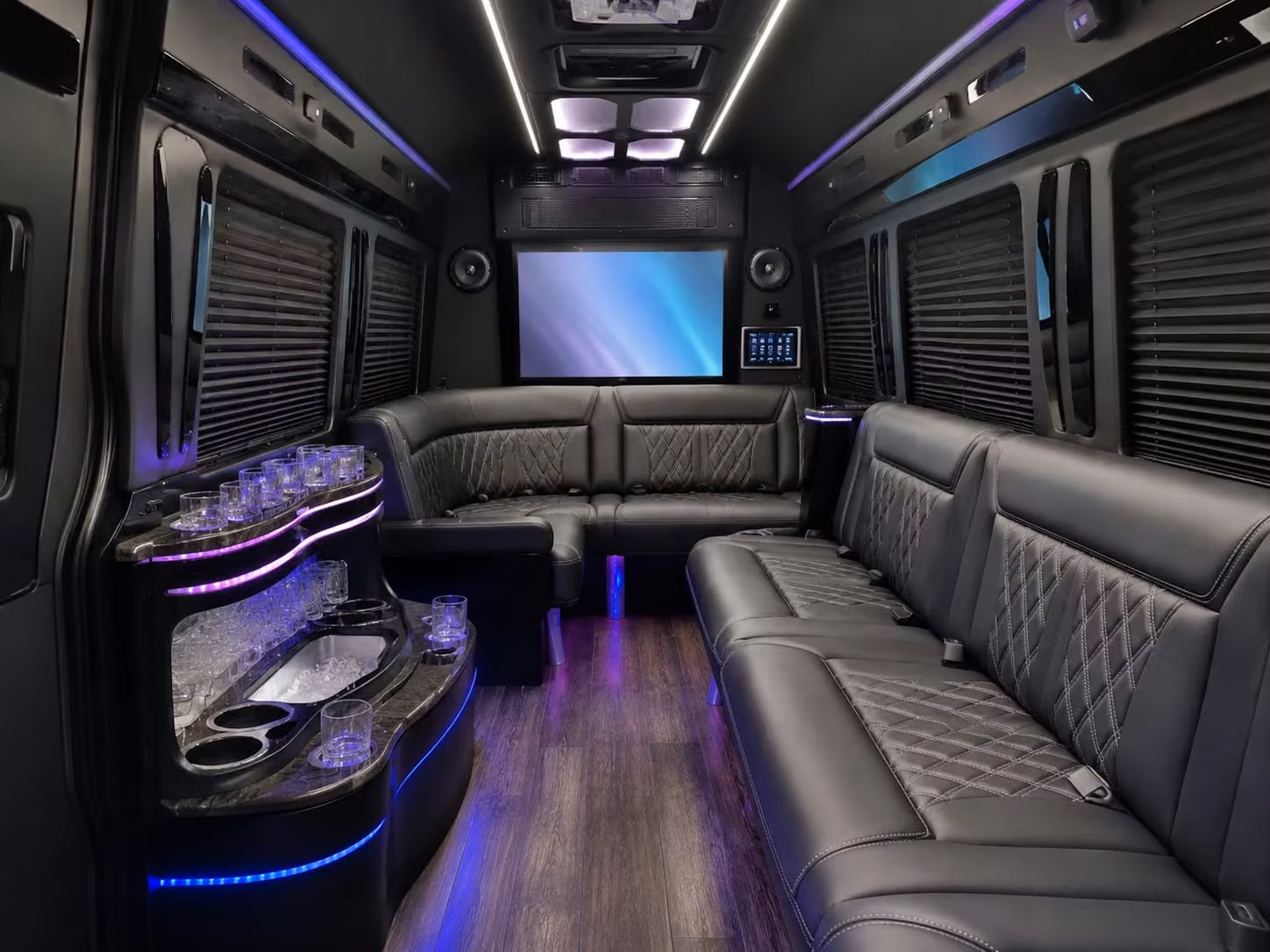 corporate airport shuttle service for fresno businesses and teams